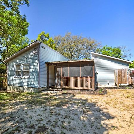 Oak Island Home With Fenced Yard, Walk To Long Beach Ngoại thất bức ảnh