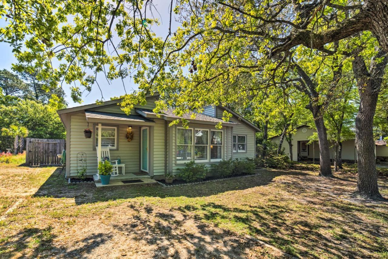 Oak Island Home With Fenced Yard, Walk To Long Beach Ngoại thất bức ảnh