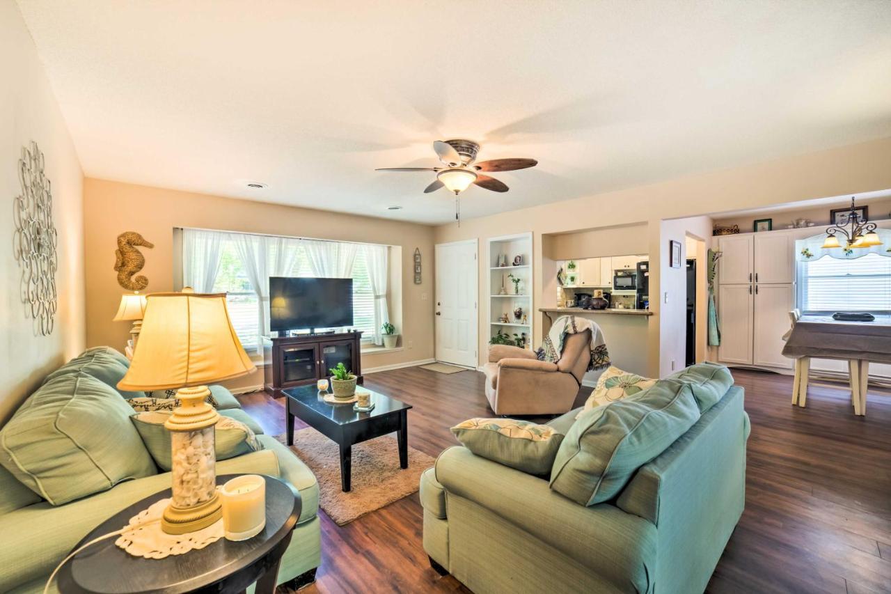 Oak Island Home With Fenced Yard, Walk To Long Beach Ngoại thất bức ảnh