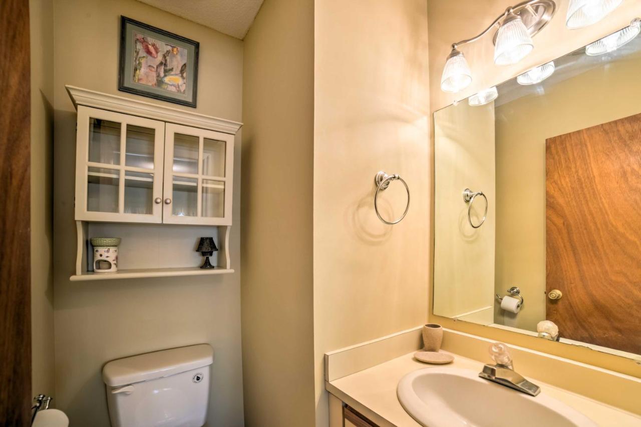 Oak Island Home With Fenced Yard, Walk To Long Beach Ngoại thất bức ảnh