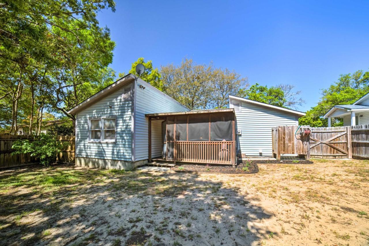 Oak Island Home With Fenced Yard, Walk To Long Beach Ngoại thất bức ảnh